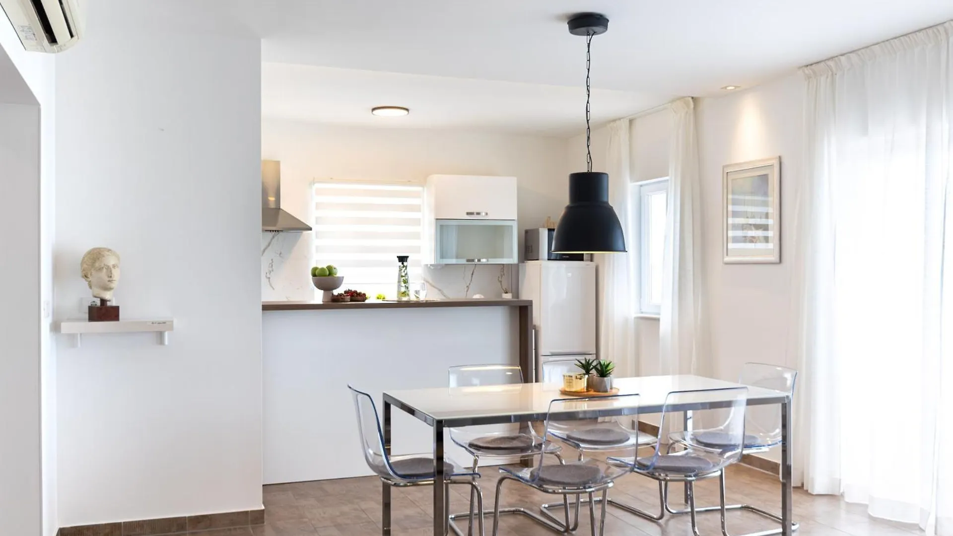 Apartment Sasso スプリト